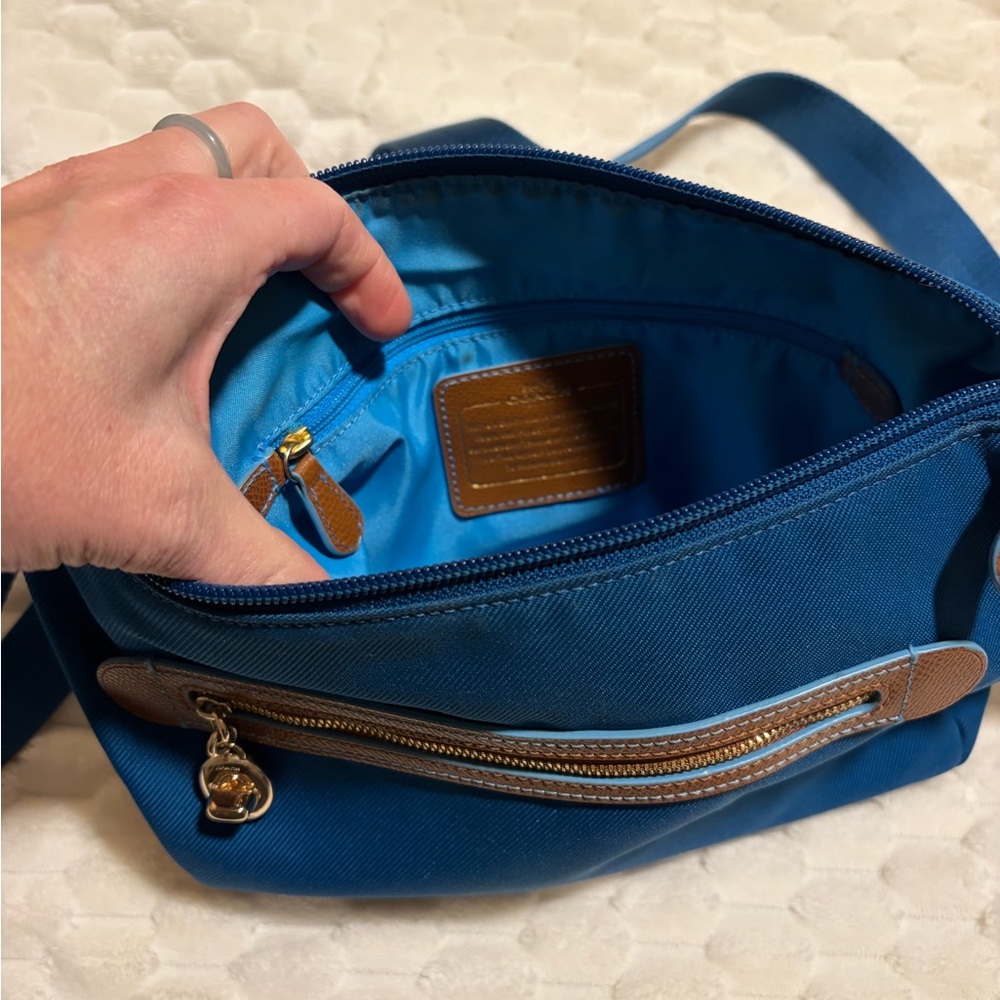 Coach Royal Blue and Tan Crossbody Bag - Picture 2 of 3
